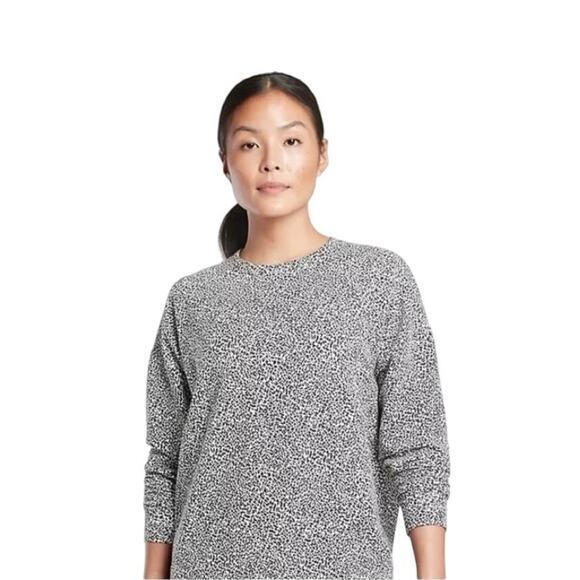 EUC ATHLETA Balance Studio Street Animal Cheetah Print Pullover Top Black White - Picture 2 of 12